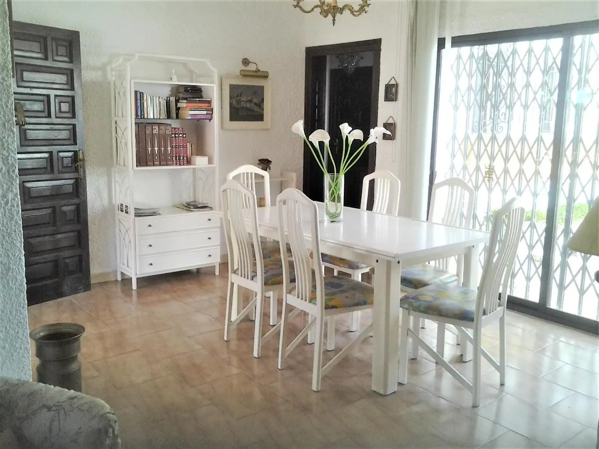Spectacular Andalusian Villa Linda Vista Playa - Big Private Pool, Bbq & 2 Parking Marbella